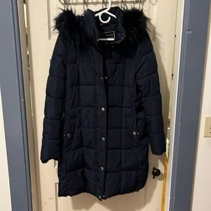 Tommy Hilfiger puffer jacket; size M